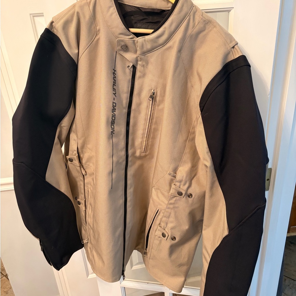 Harley-Davidson Black Mesh Motorcycle Jacket with Tan Collar Trim